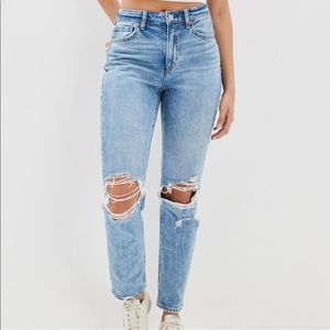 American Eagle Strigid Mom Jeans sz 10 S